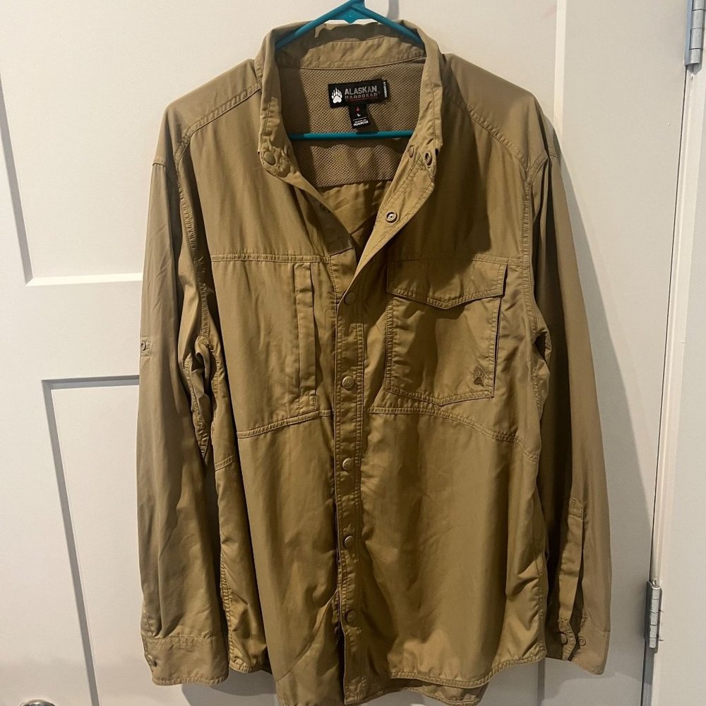 Alaskan Hardgear Shirt Mens Large Tan Snap Button Outdoor Hike Long Sleeve Vent